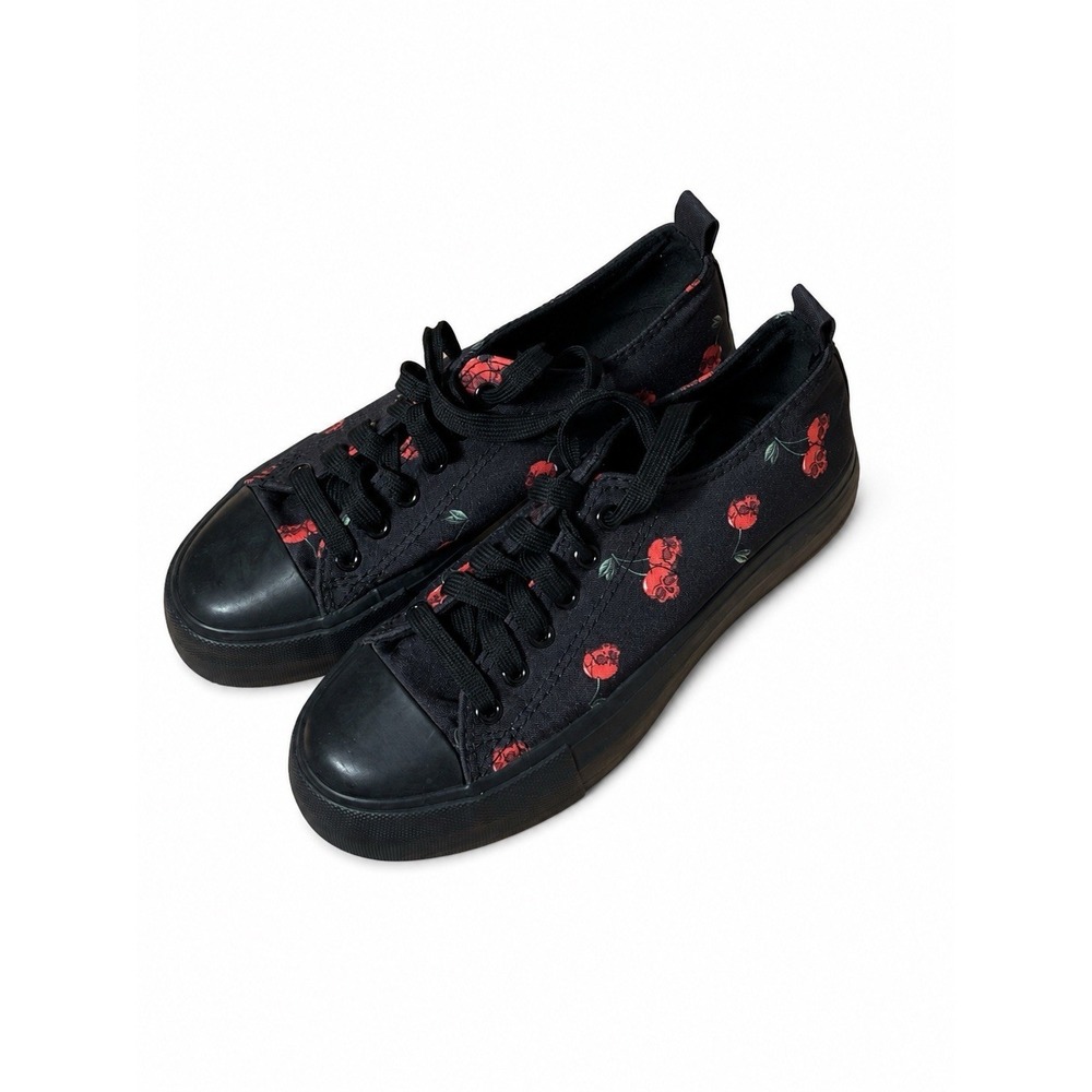 Hot Topic Womens Black Size 7 Gothic Print Sneakers Casual Canvas Lace Up Shoes